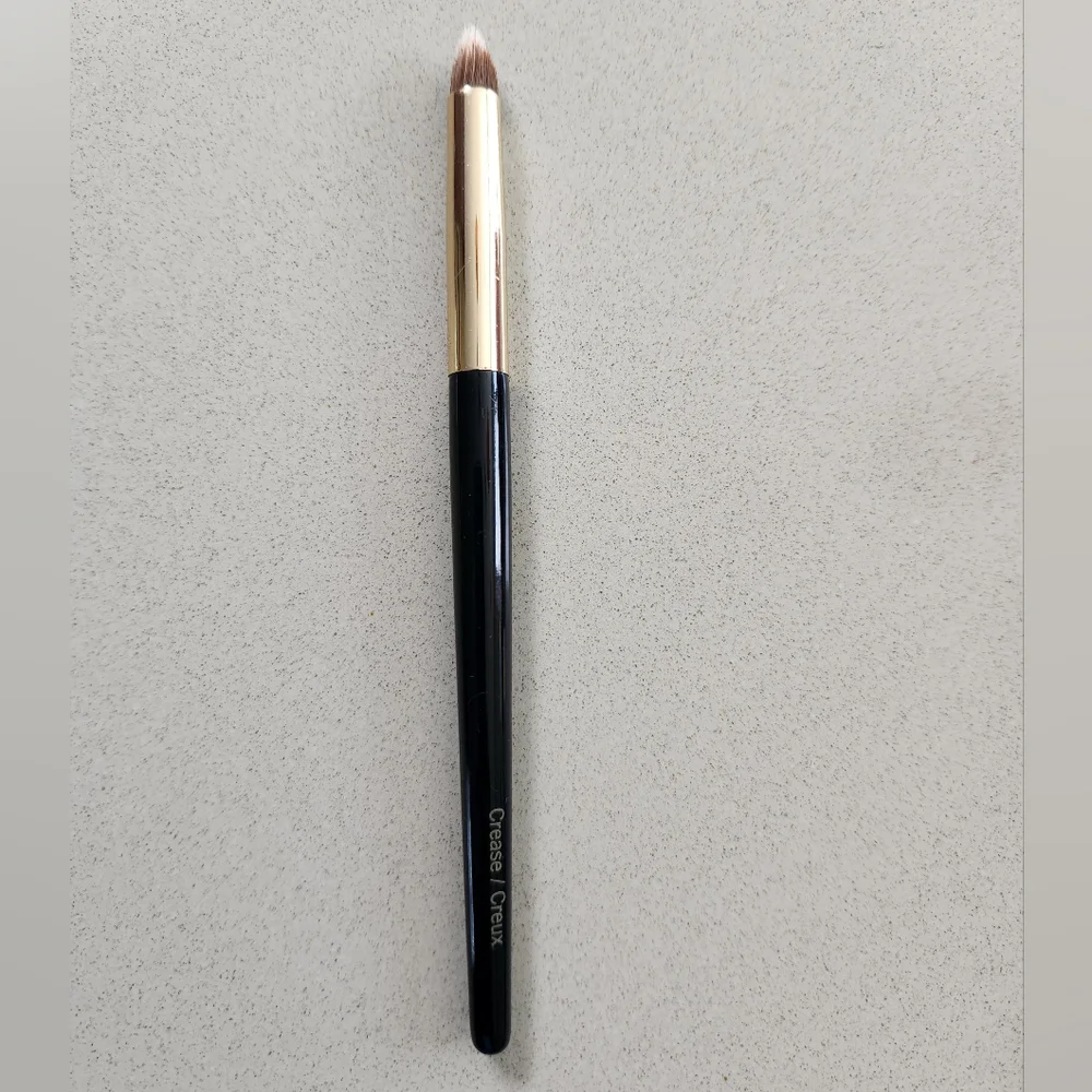 NEW Artistry Brushes - 4 PCS
